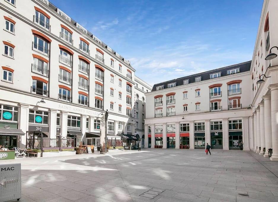 City Centre Top Floor Apartment In Belfast City Centre Bagian luar foto