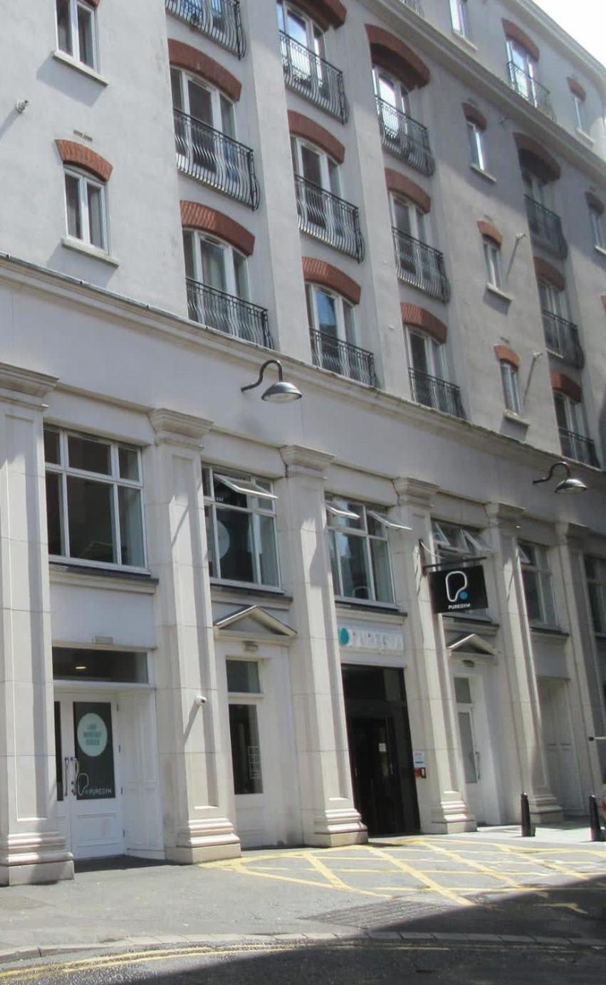 City Centre Top Floor Apartment In Belfast City Centre Bagian luar foto